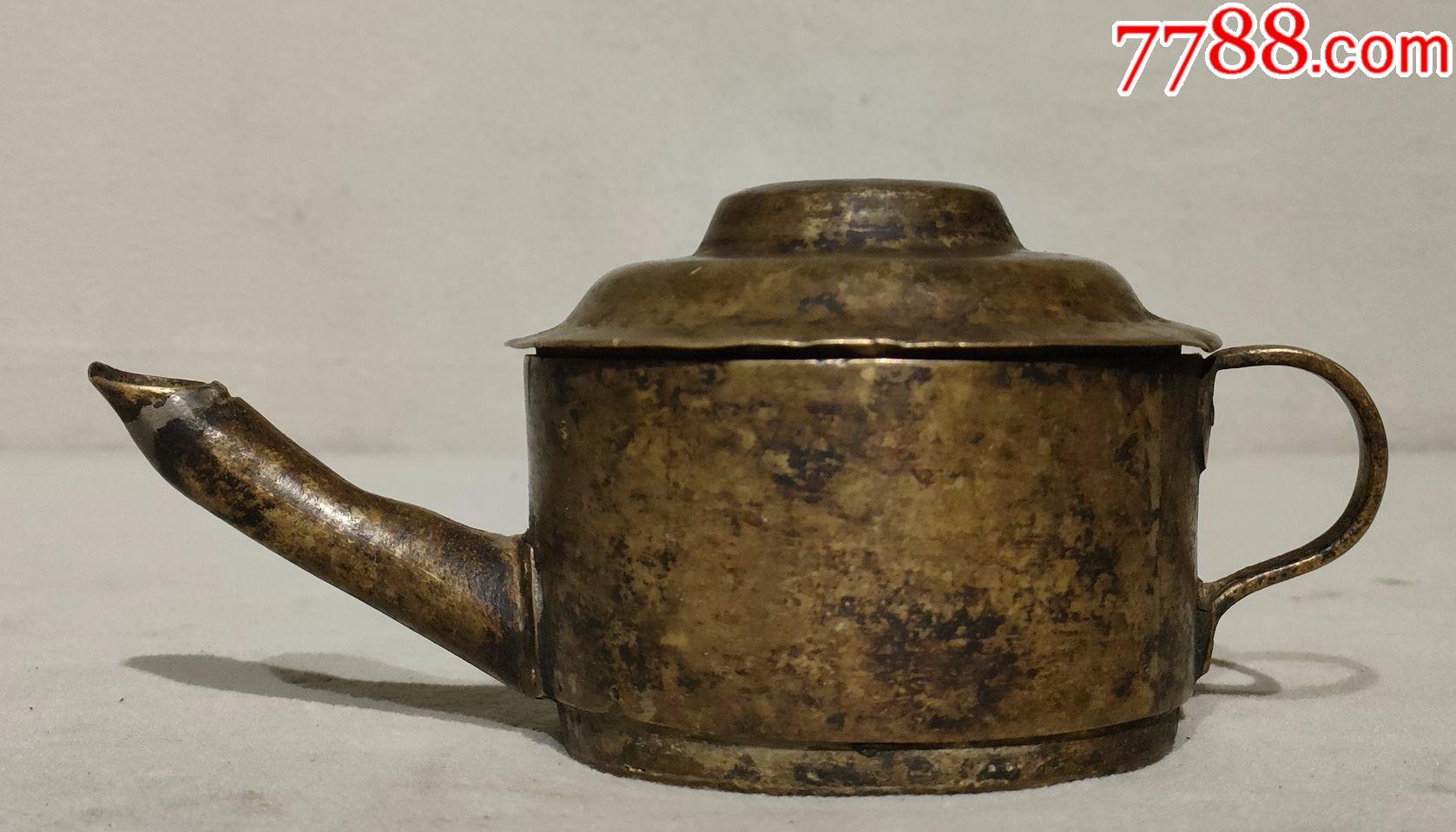 清代造型独特铜茶壶