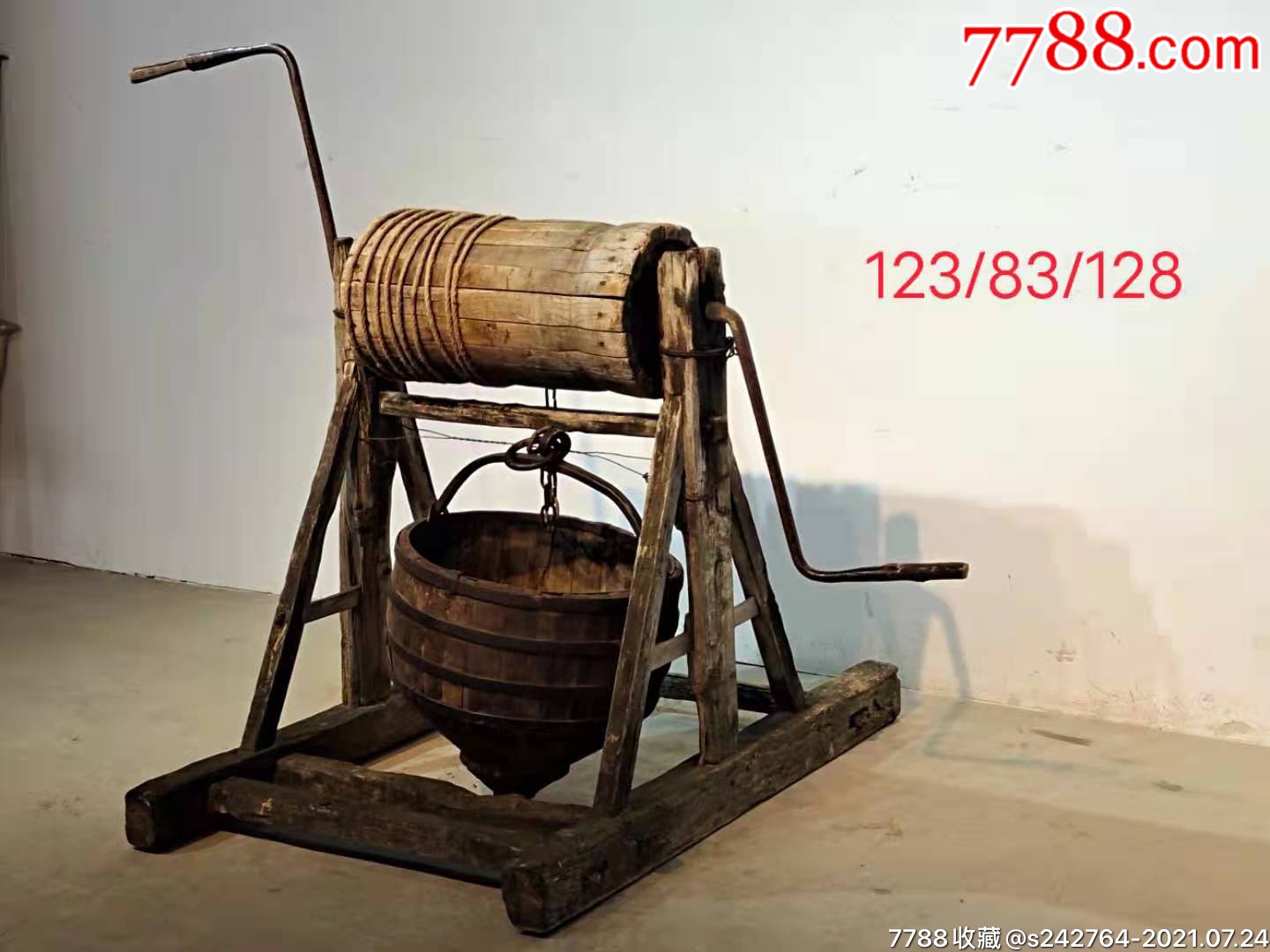 民俗精品,古代打水轳辘一套,全品牢固,尺寸如图,民俗馆收藏佳品.
