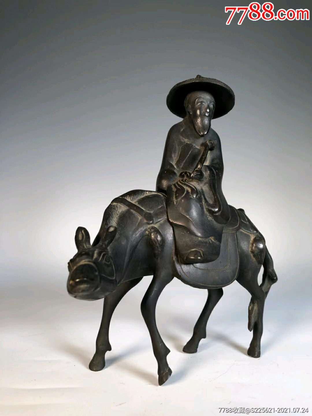 民国铜铸张果老骑驴型案头香薰