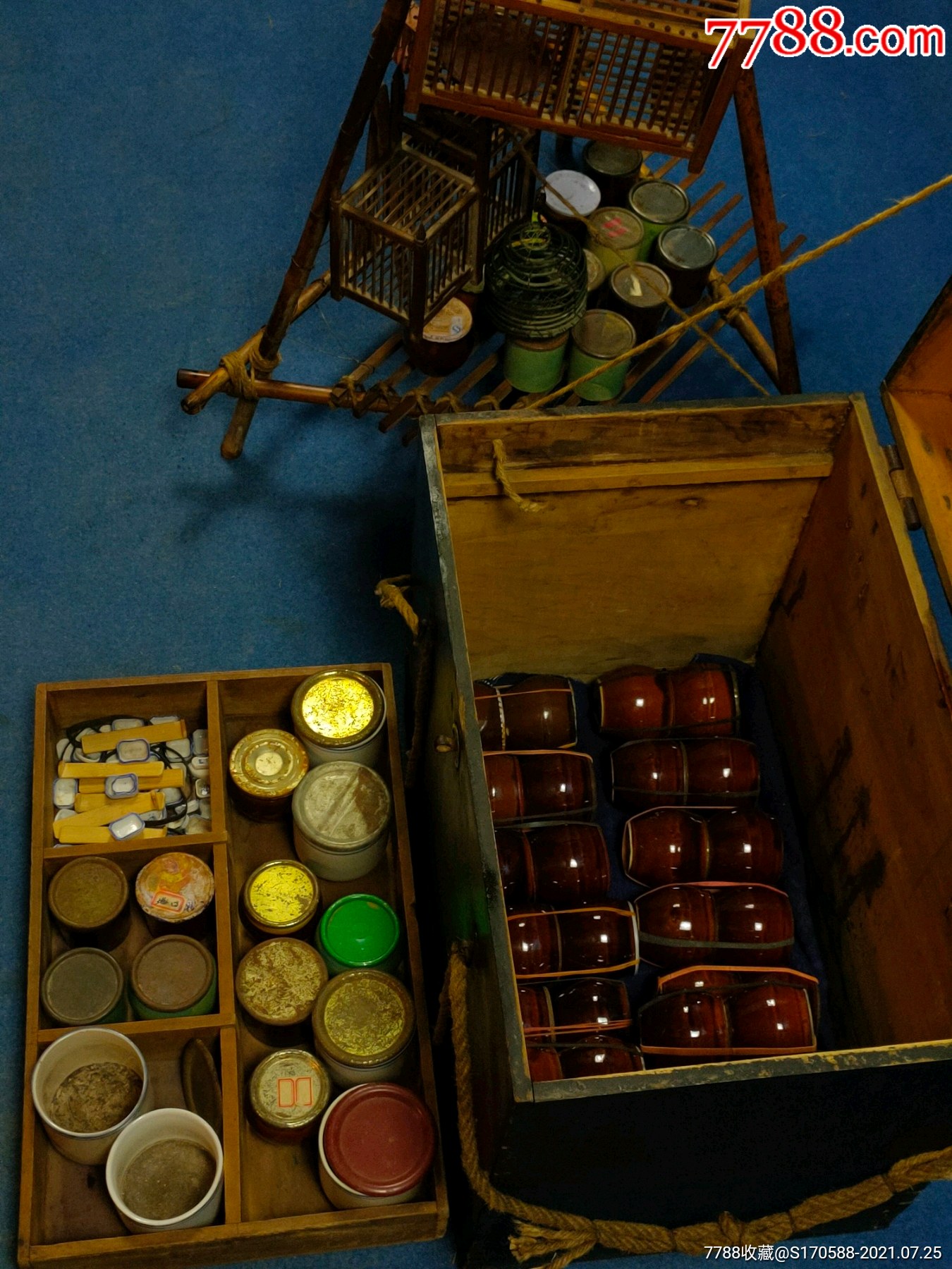民俗精品捕捉买卖各类鸣虫的挑子一套共57个小罐51个喂水喂食的小碗