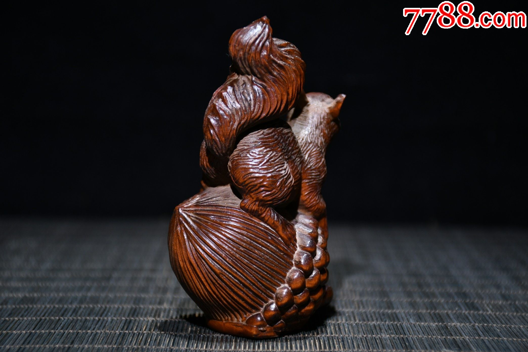 黄杨木精工雕刻松树