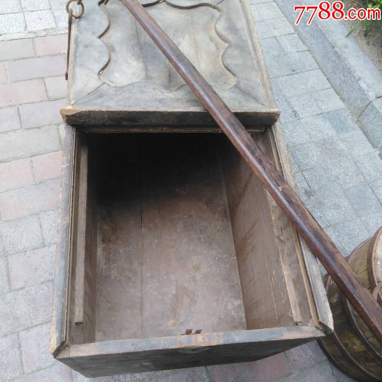 红高粱酒文化古法酿酒工具人物酱釉缸胎酒坛一对4626厘米挑酒糟木桶钩