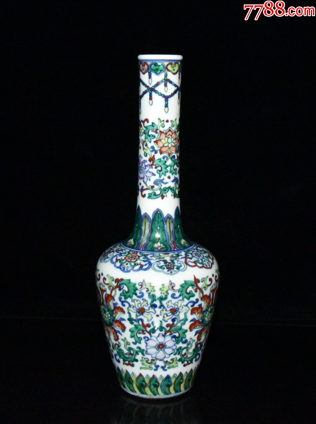 斗彩花卉胆瓶《接老底》(现代工艺品)