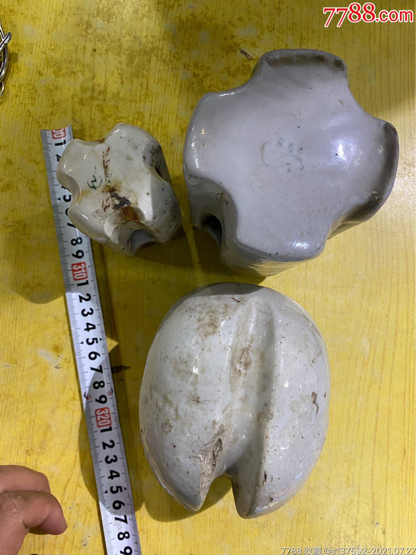 民国满洲国时期满电标电线杆上瓷件三个