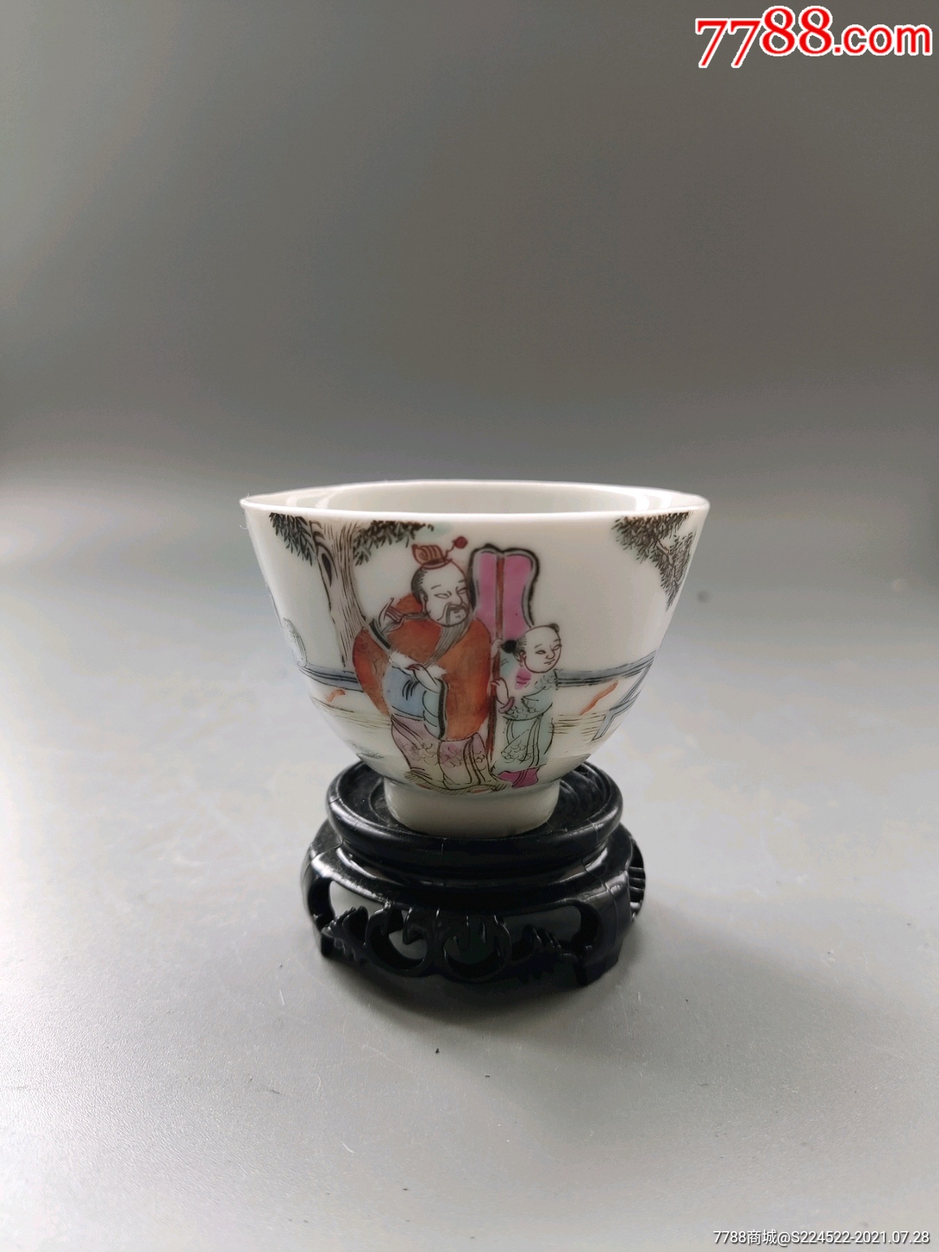 同治细路粉彩福禄寿三星杯