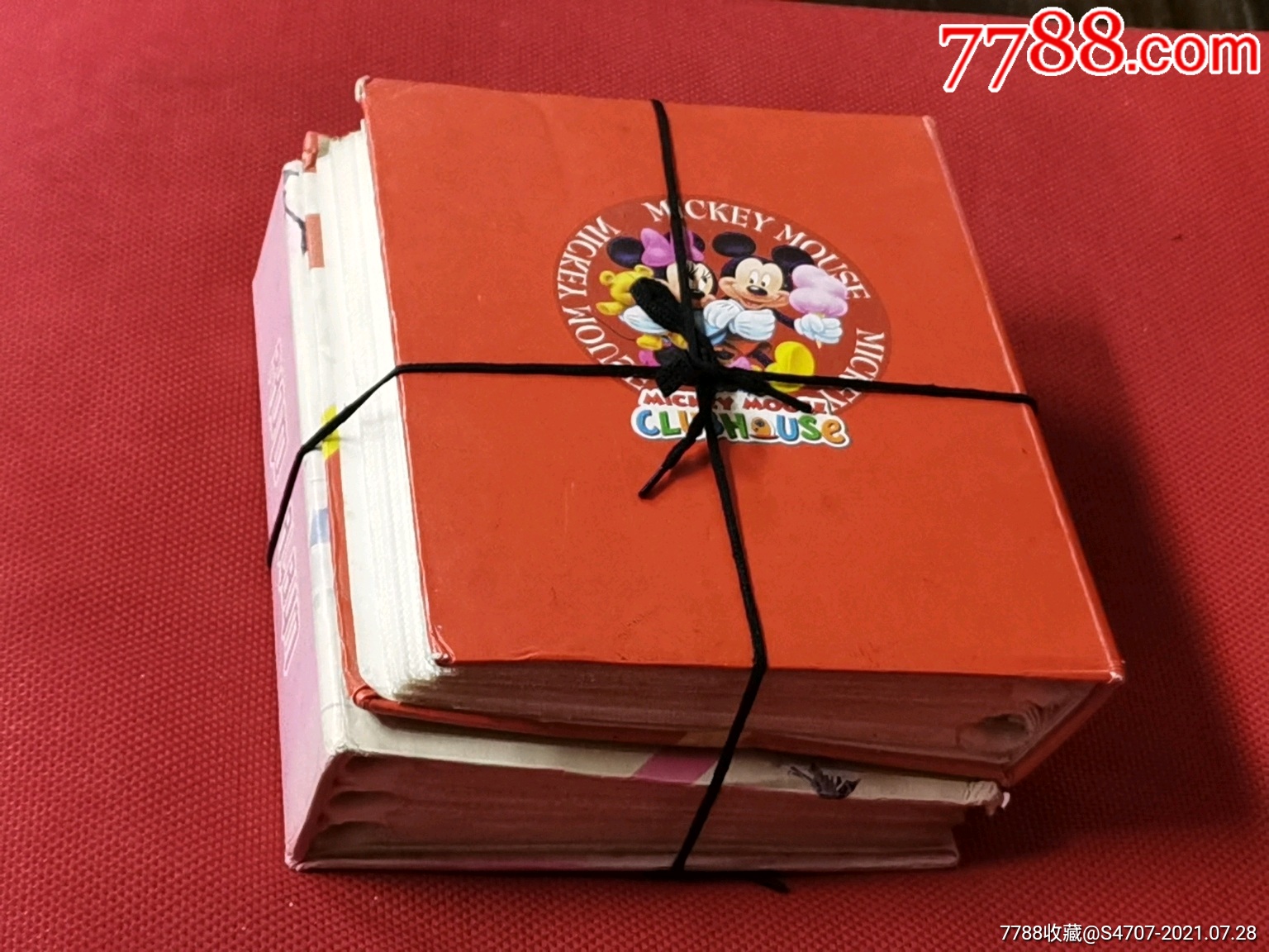 特价旧相册两本(无照片)