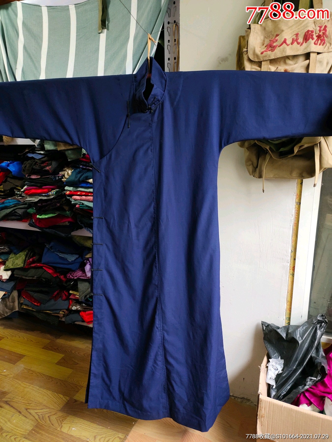 民国毛哔叽旗袍