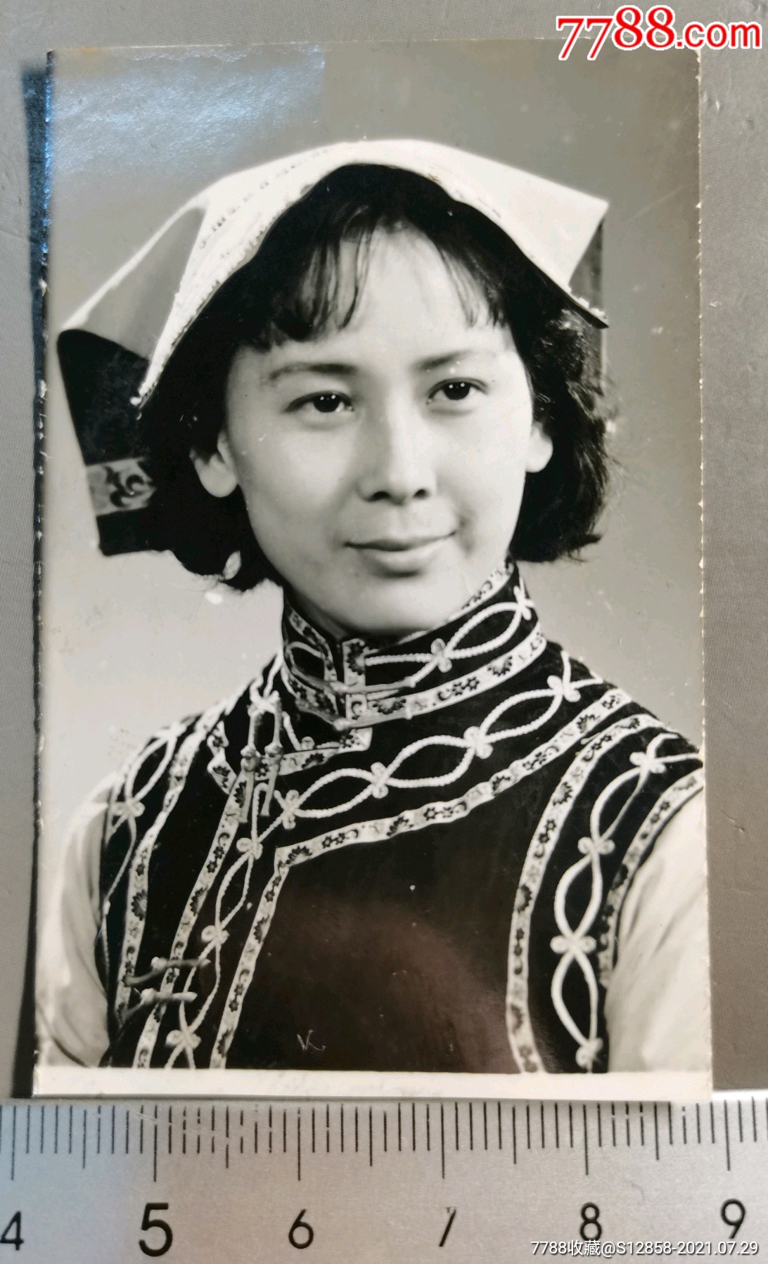 少数民族美女_老照片_草原雄鹰【7788收藏__收藏热线】