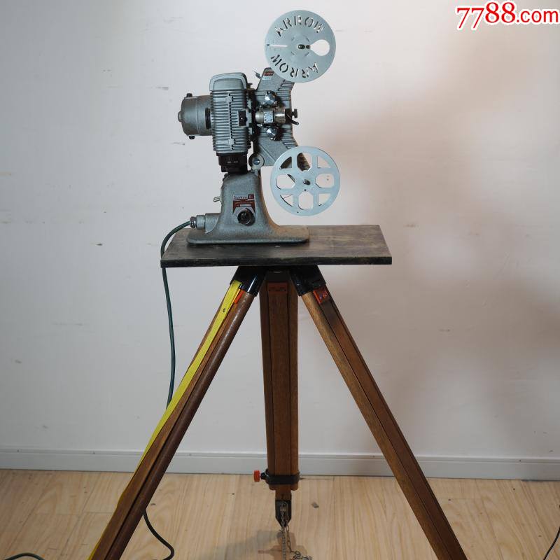 日本古董怀旧老式三协sankyo普8mm毫米胶片电影机放映机功能ok