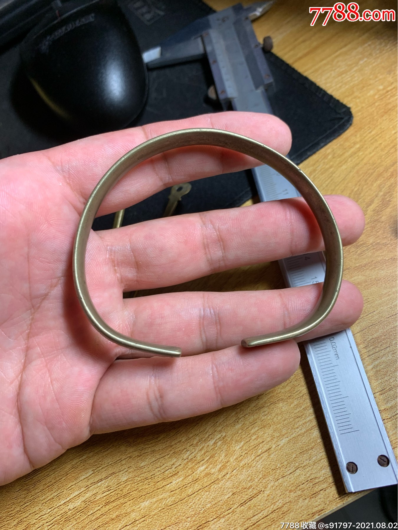 清代雕工白铜手镯