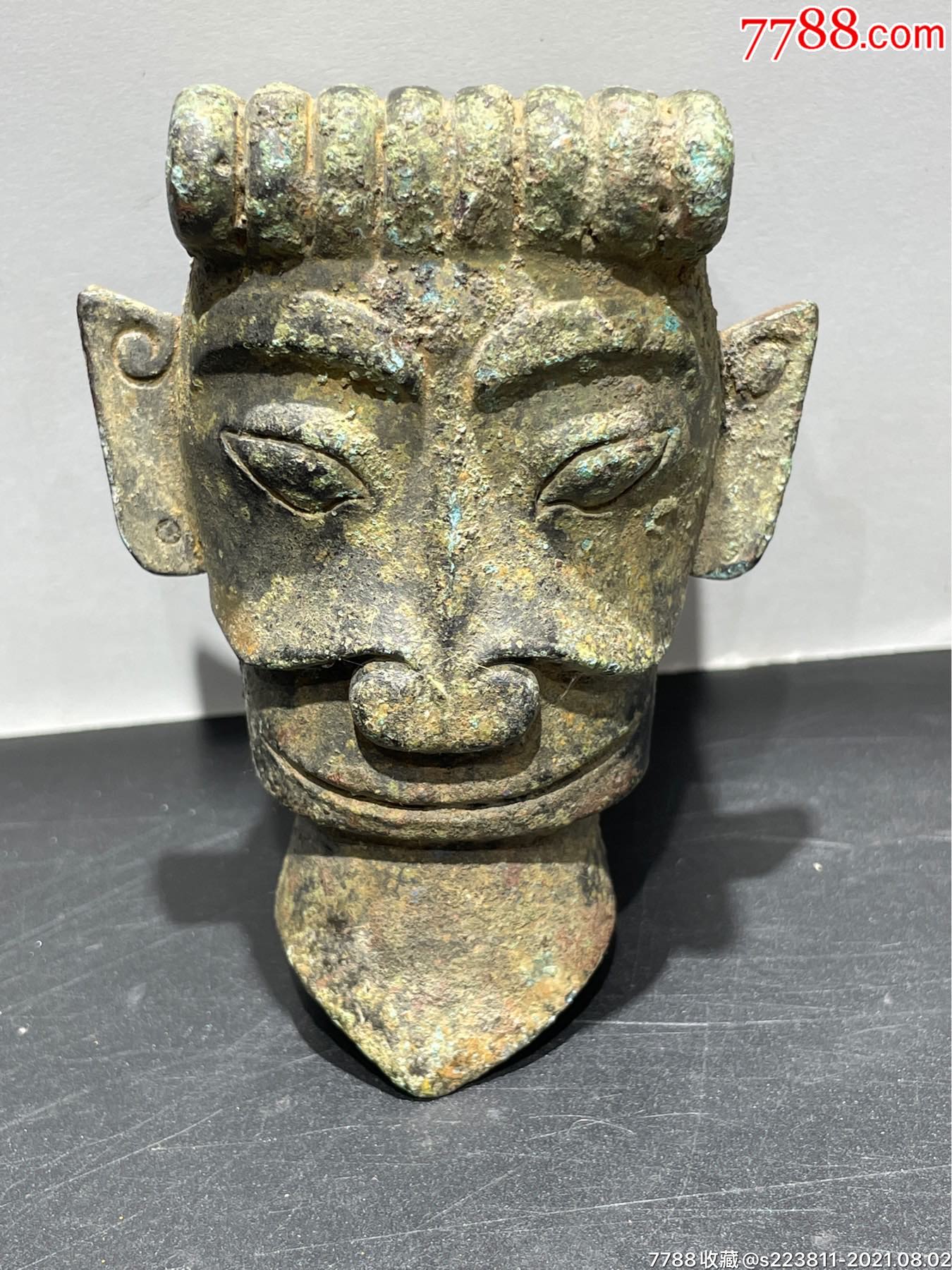 青铜器人物头像