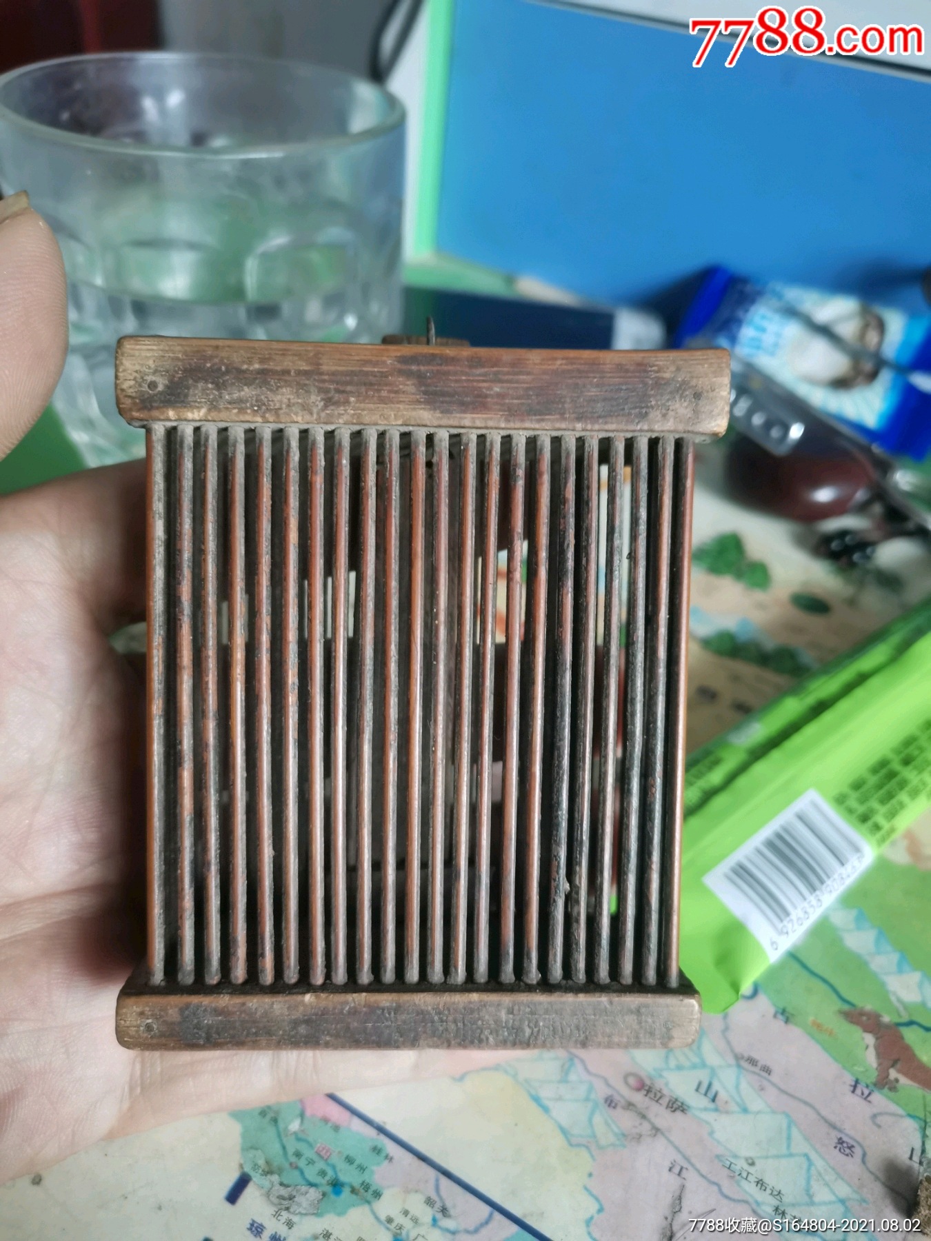 年份老的蝈蝈笼子