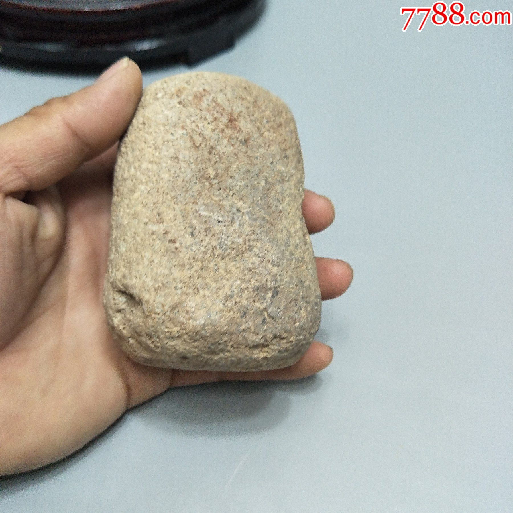 远古石器石锤古人用砸坚果类用的包老包快