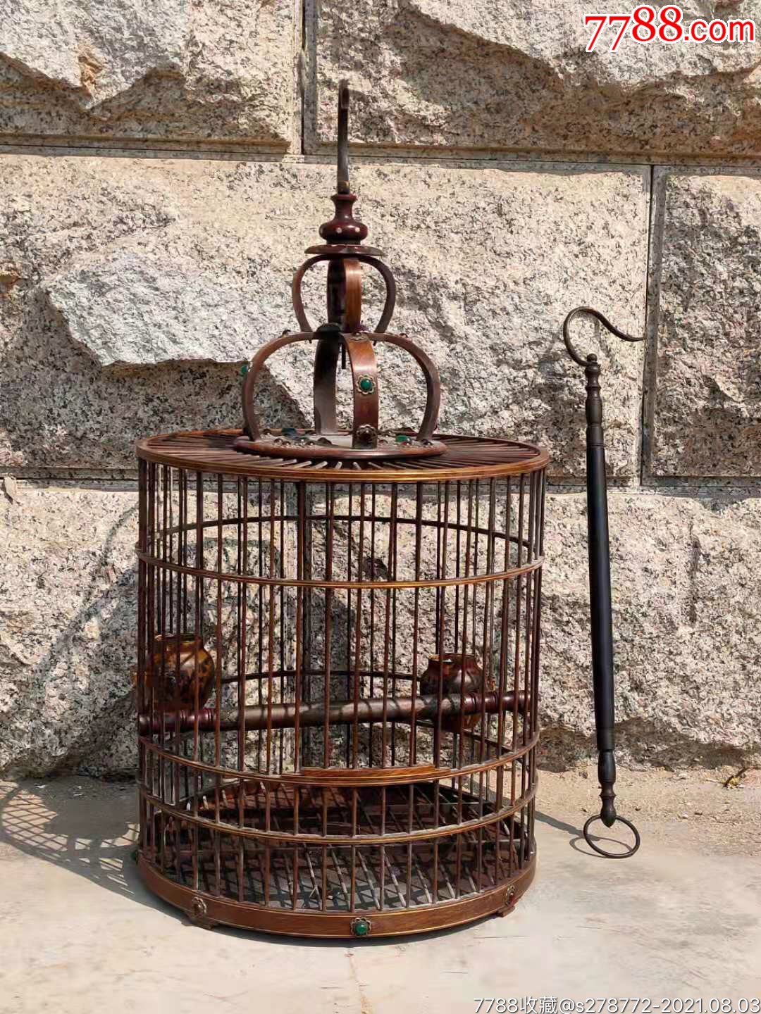 民国后期黄杨木鸟笼带铜挂钩一套64