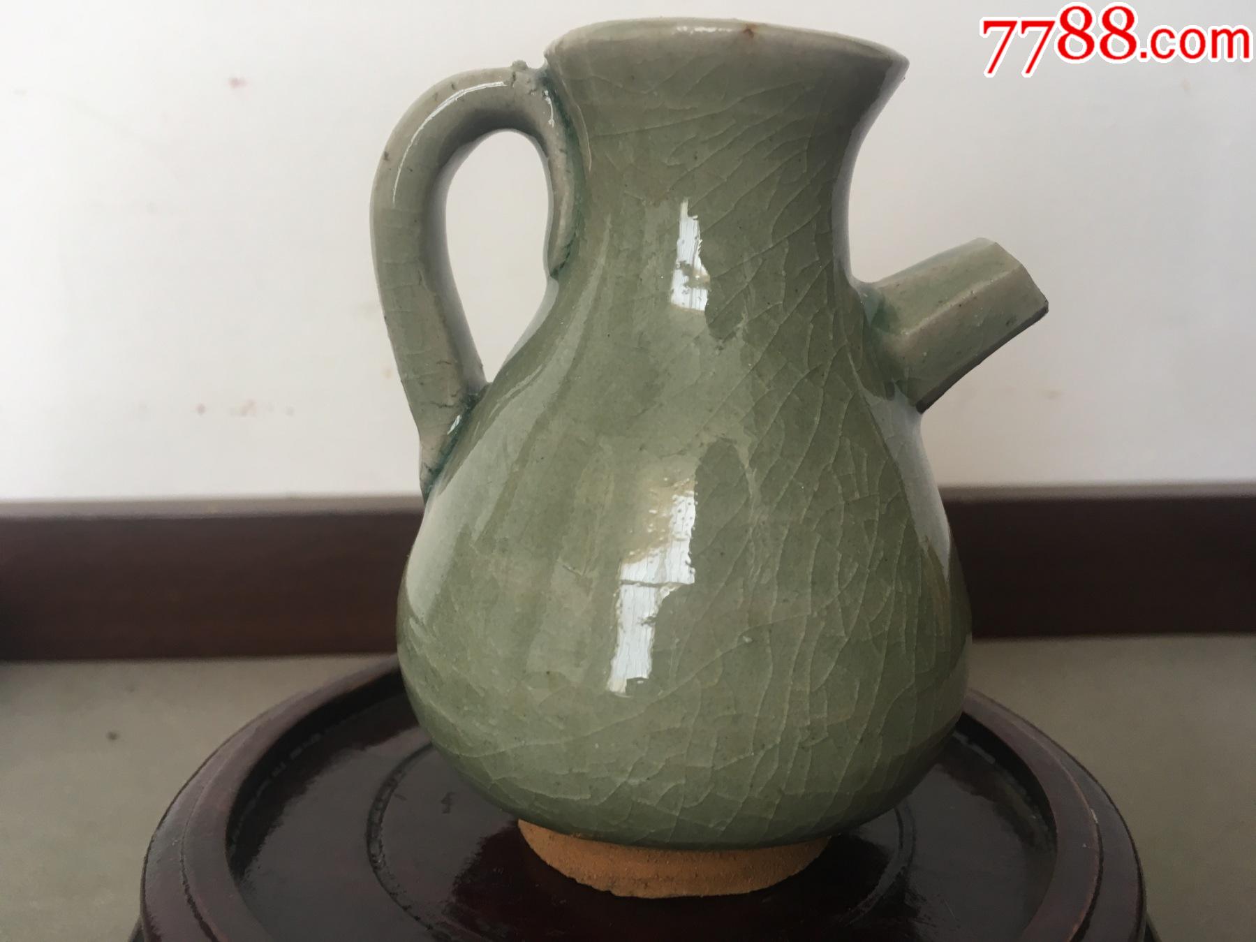 元代梅子青执壶