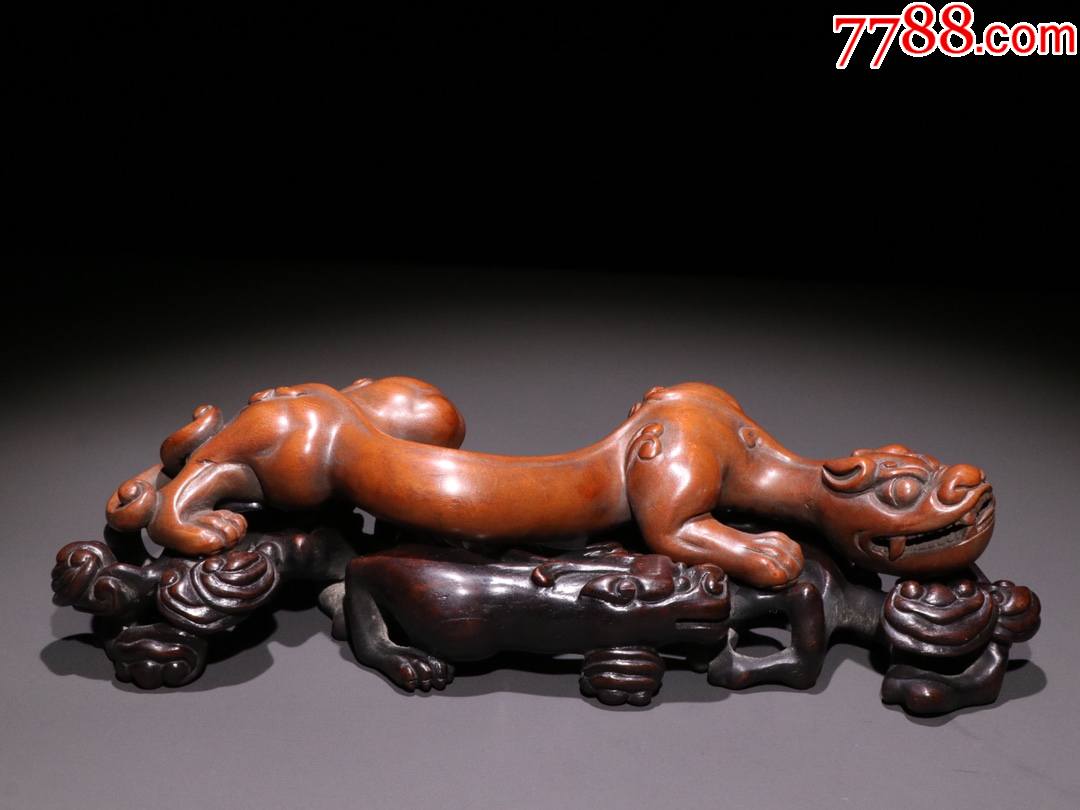清檀香螭龙摆件