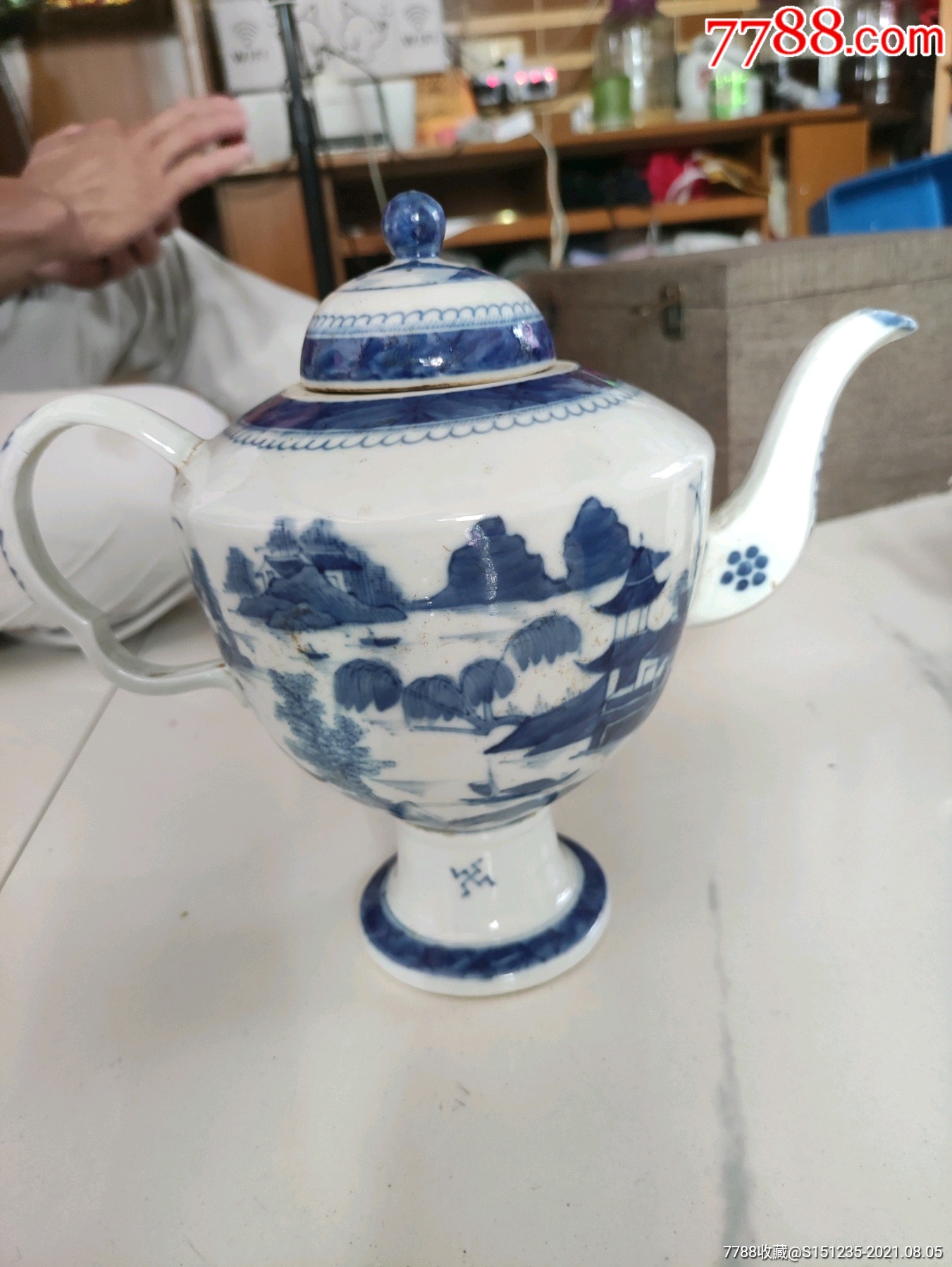 清代乾隆青花山水大茶壶全美品喜欢的朋友不要错过细节如图