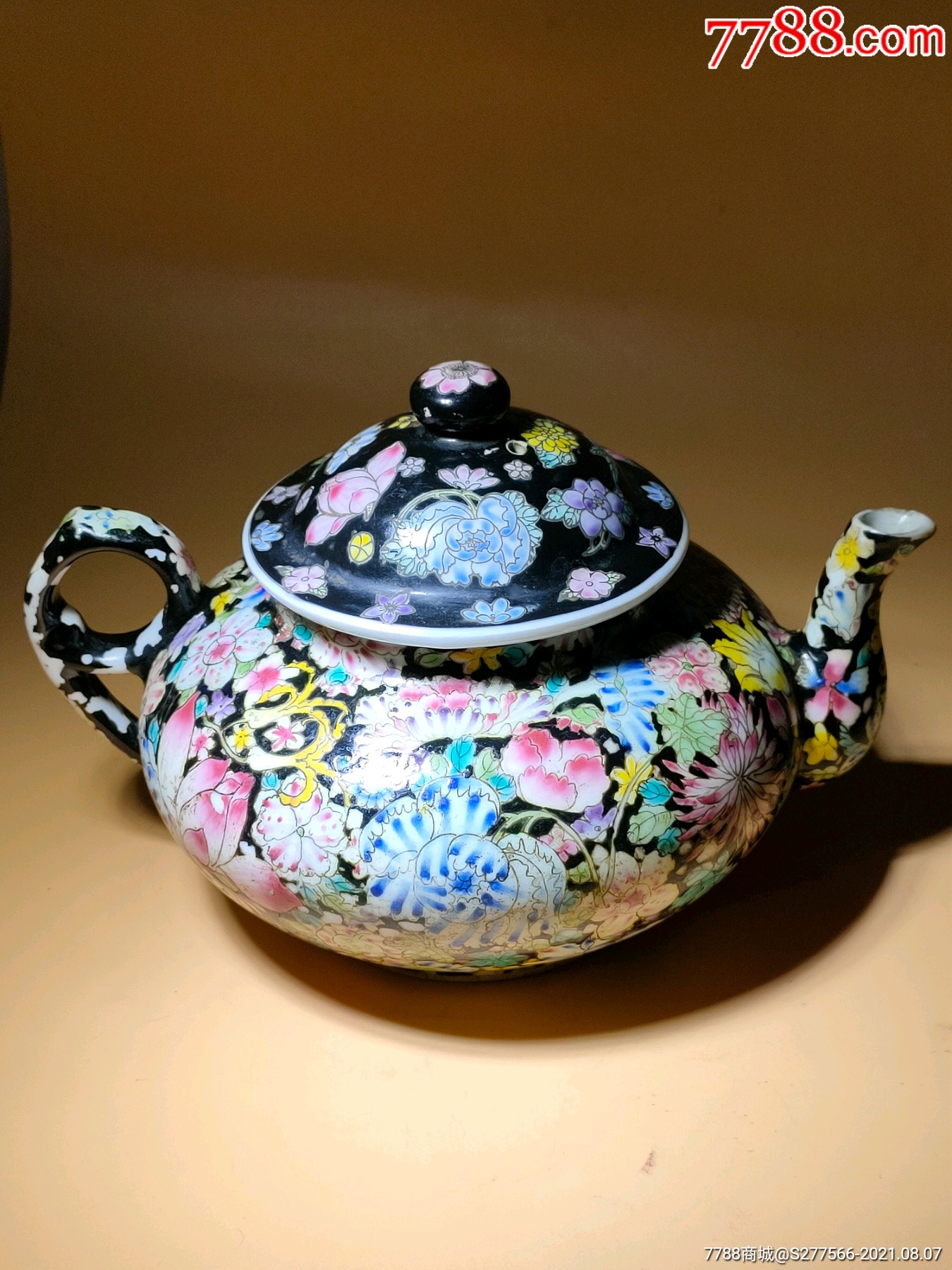 民国时期的外销瓷粉彩"百花锦"茶壶_价格880元【藏宝斋古玩艺术品店】