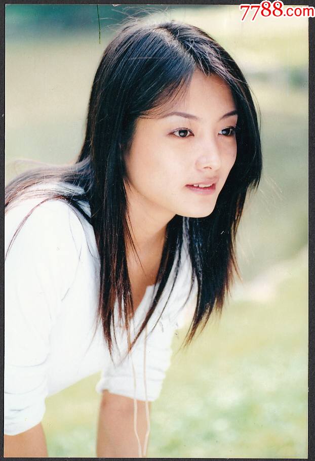 北京人艺的年轻女演员图片