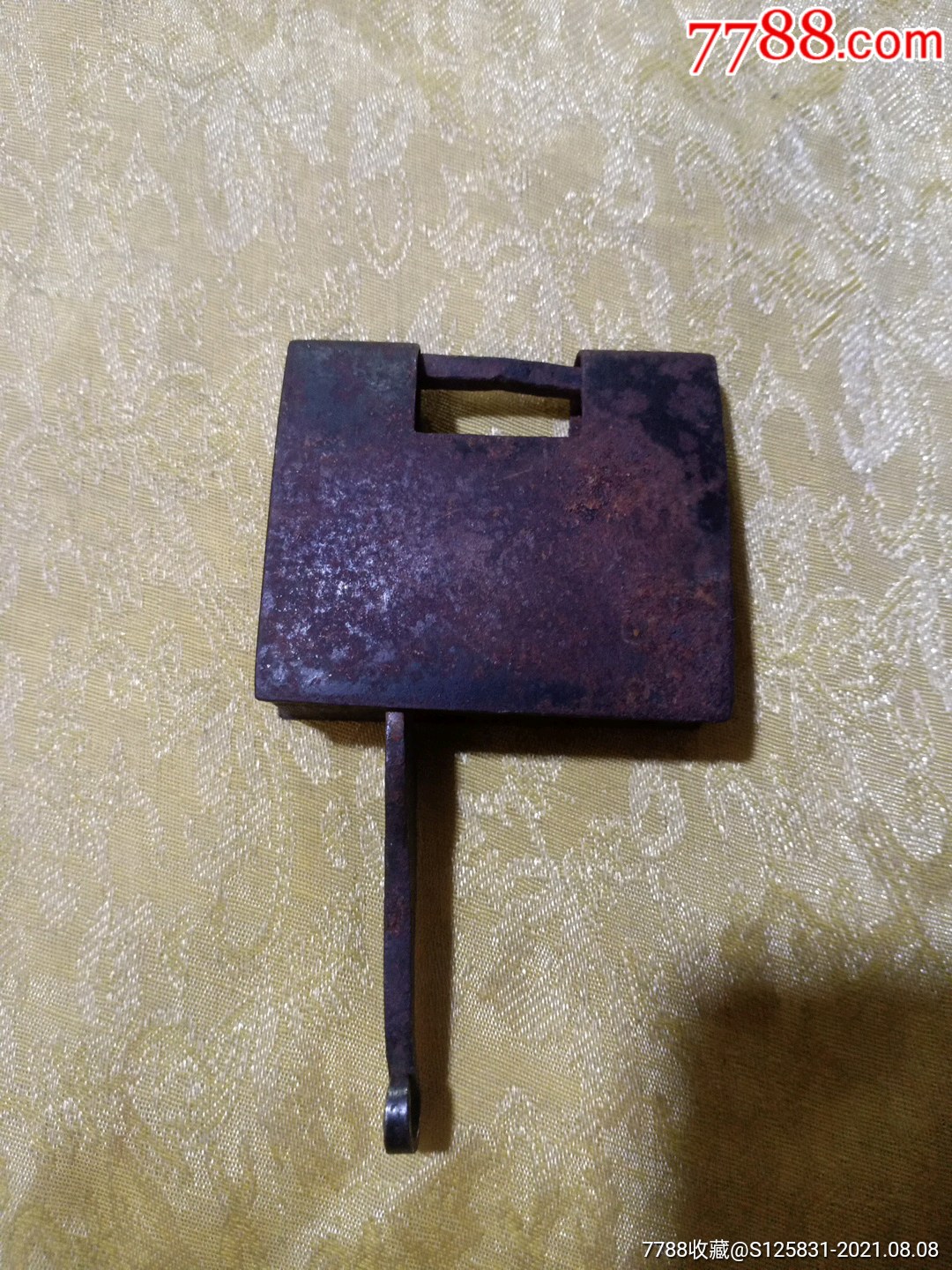 清代方形铁挂锁