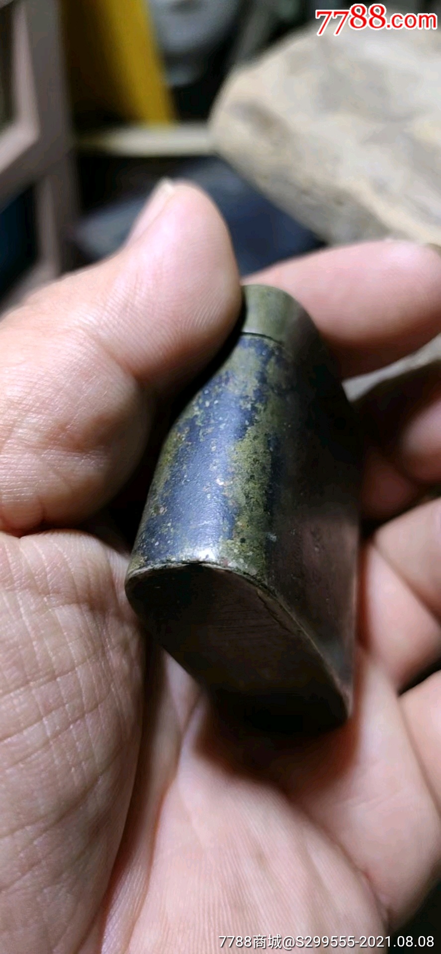 晚清民国!白铜大烟盒!品相如图!刻工精细!680