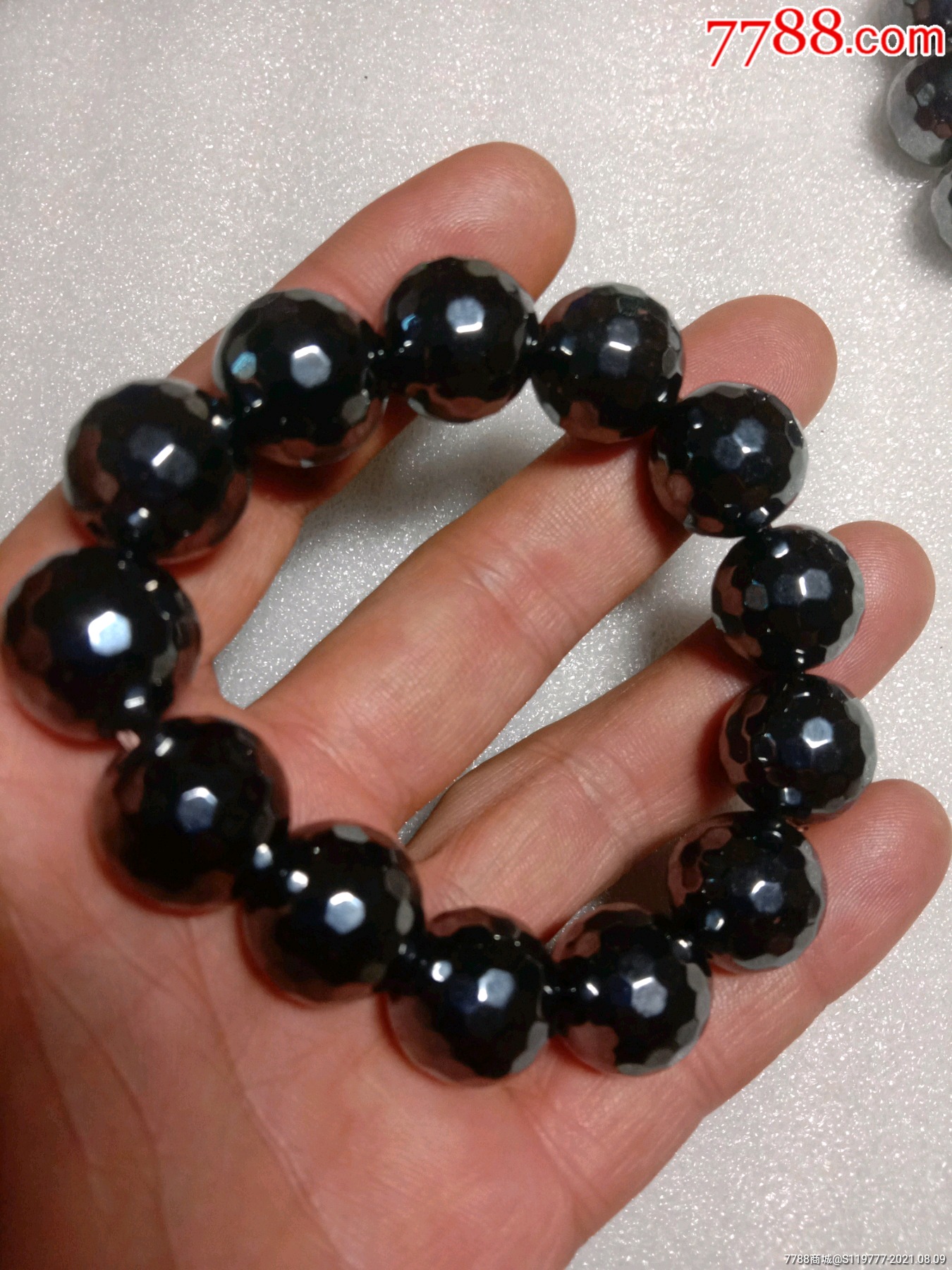 一对镍铁陨石手串