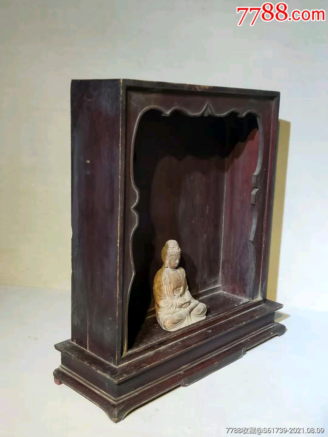 "商品>>>>99清代精雕老佛龛9品￥3