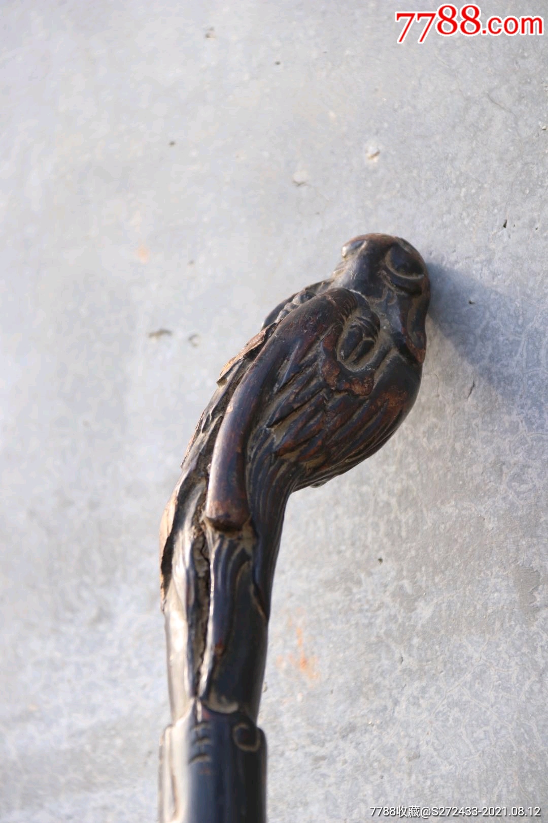 降龙木六道木鳌鱼头禅杖选材自然简易而不失奢华雕工苍劲有力刻画形象