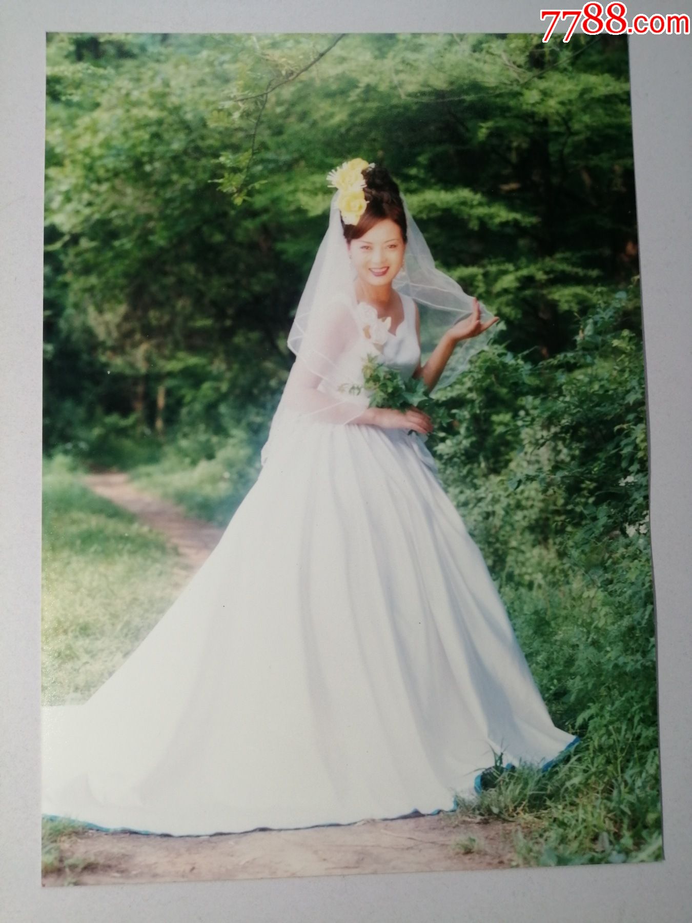 彩色照片:婚纱(12*18cm) 底片