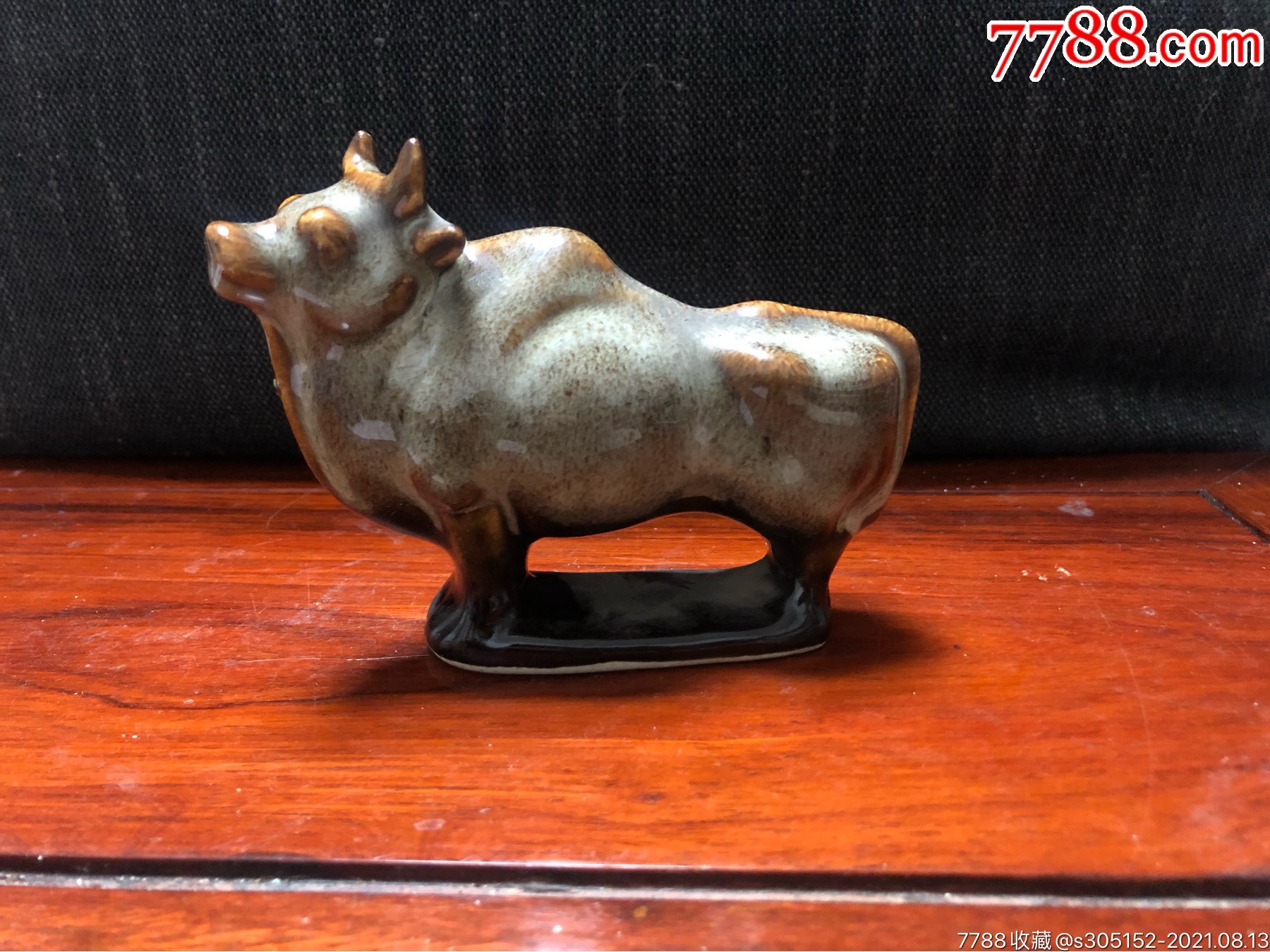 老瓷器摆件窑变瓷牛