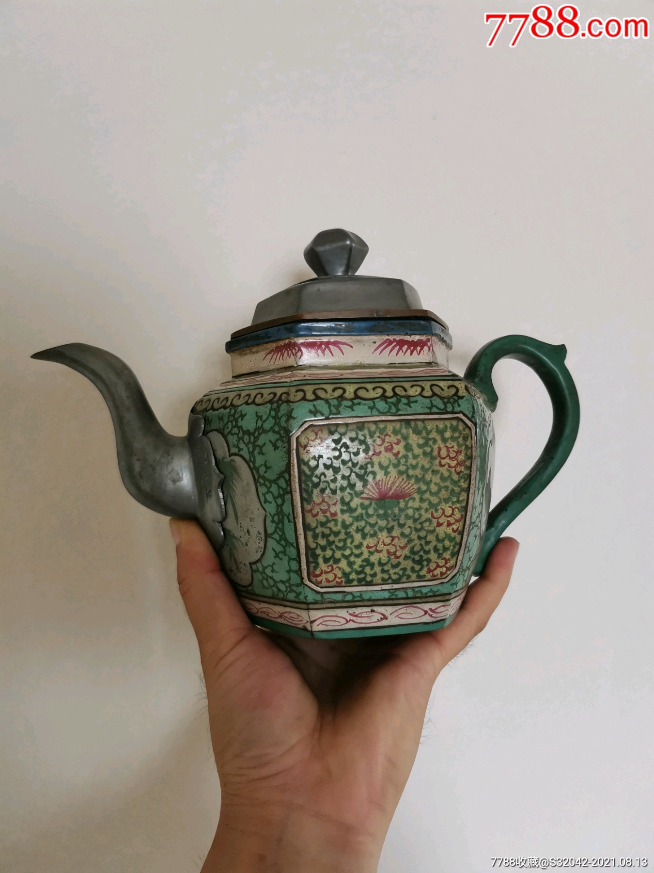 清代紫砂彩绘六方壶