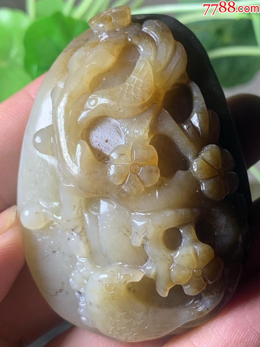 新疆且末料和田玉喜上眉梢手把件重115克配正规鉴定证书zz3332