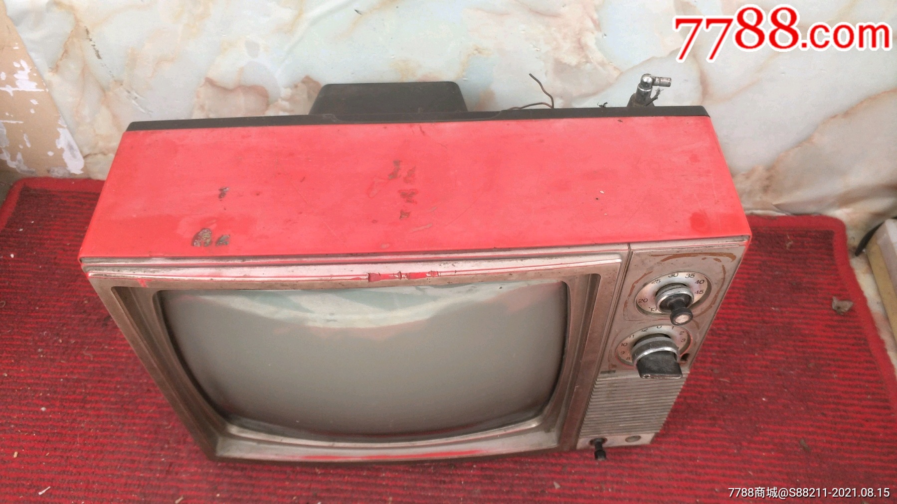 松下12寸黑白电视机