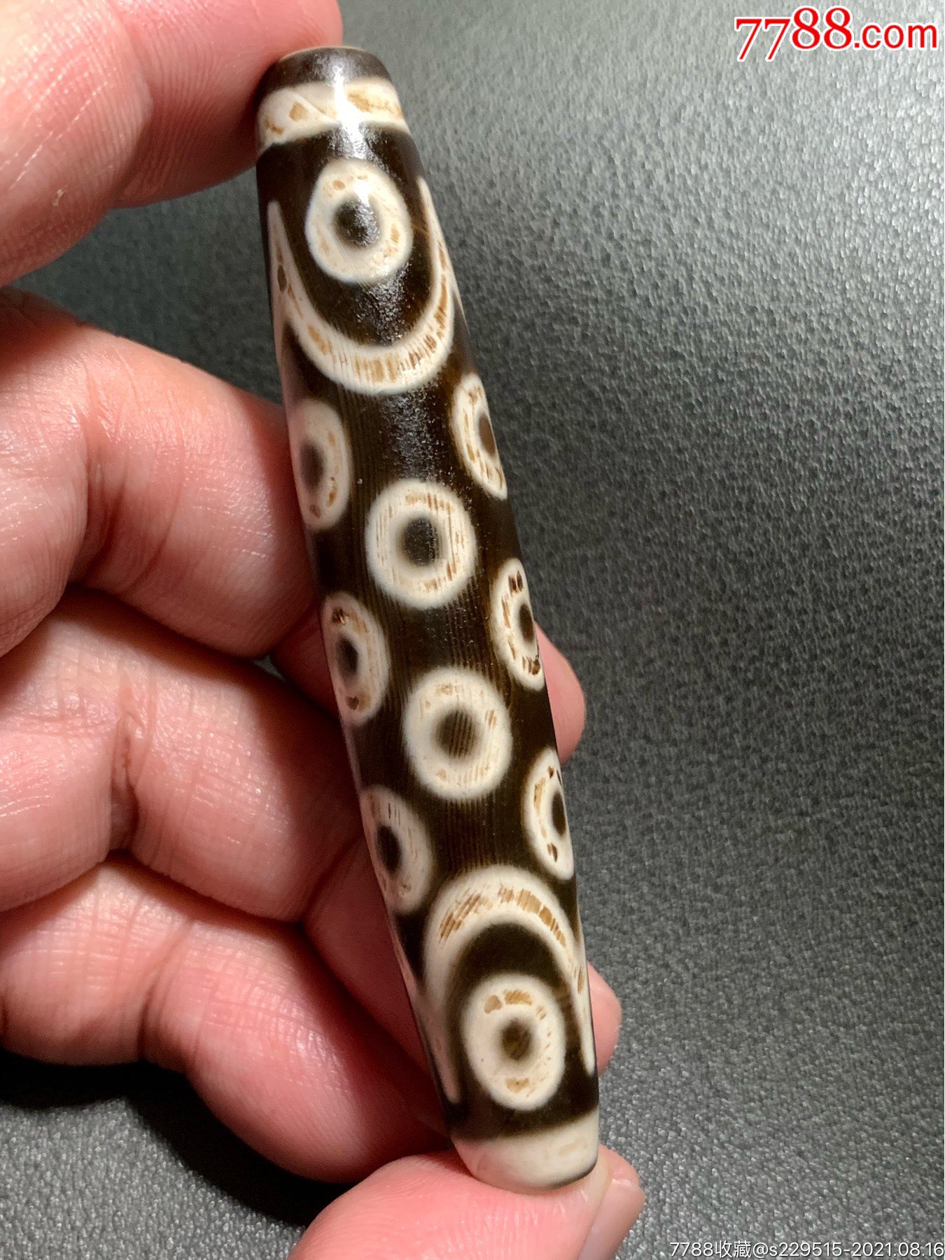 藏传二十一眼黑白超大天珠762142毫米