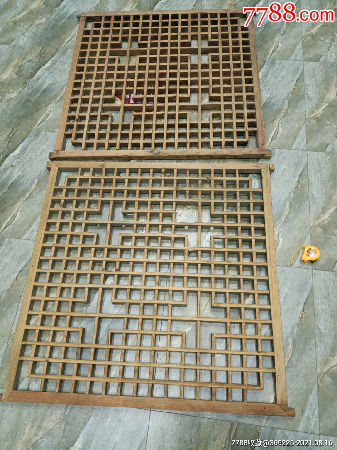 民国及50年代老房子～一对--木制窗户--(103cm乘103cm-价格:580元-se8