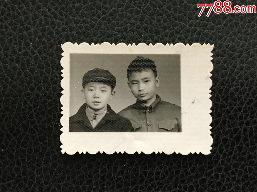 中国两兄弟合照照片图片