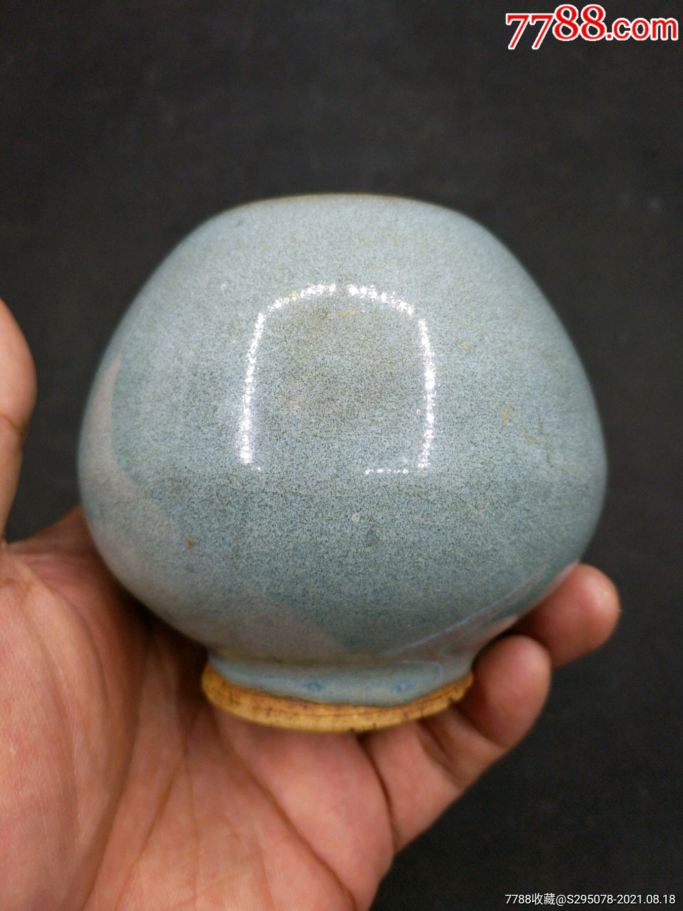 金代均窑天青釉鸡心罐古瓷器收藏品