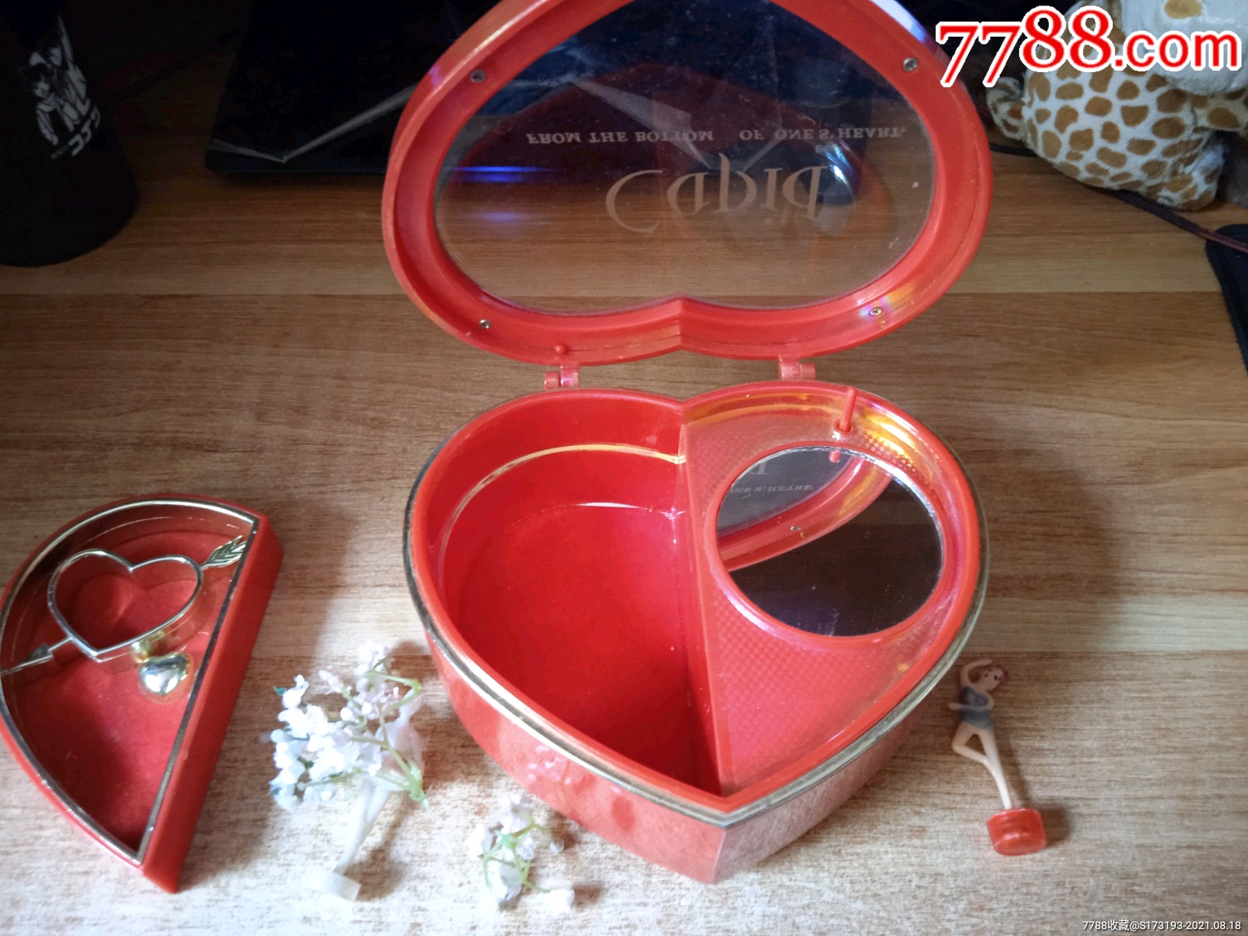 90年代/芭蕾舞小人心形八音盒一个/盒子破损,有些污渍灰尘等岁月痕迹