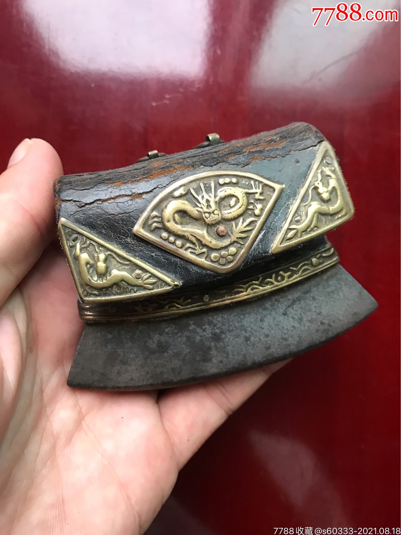 少见精美的民国龙纹火镰
