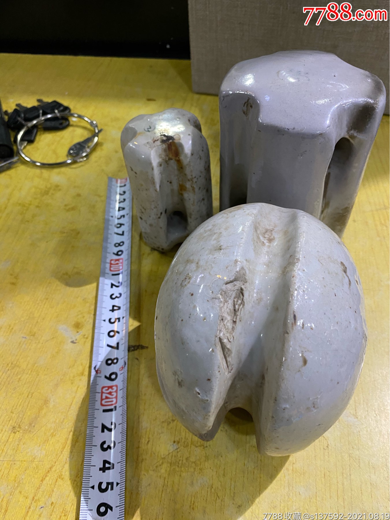 民国满洲国时期满电标电线杆上瓷件三个