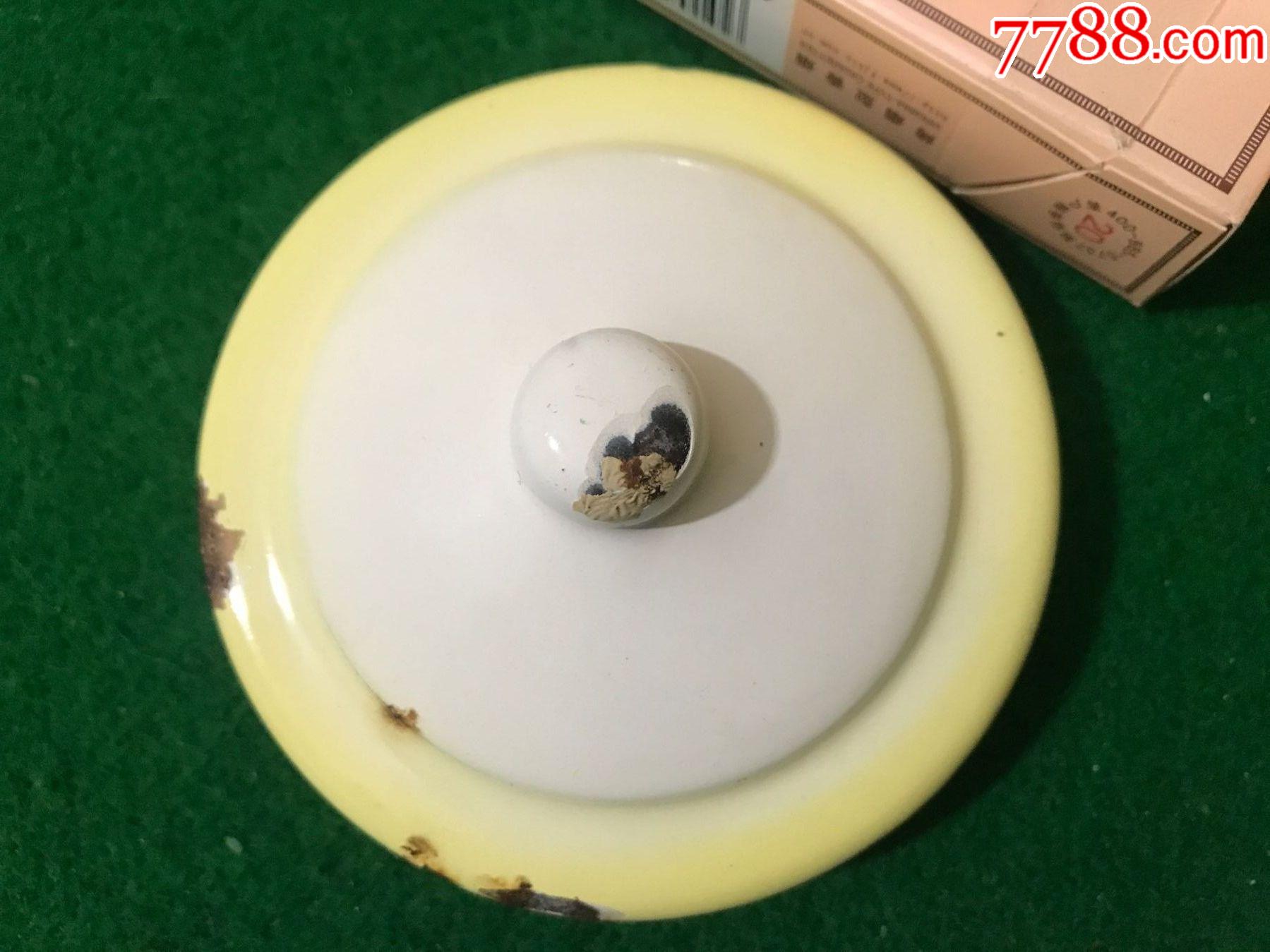黄边搪瓷缸盖子