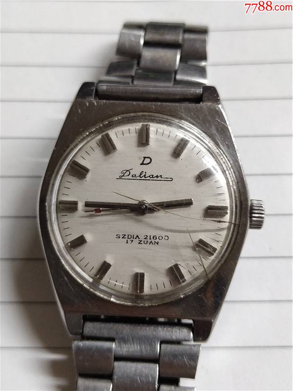 d字东风男机械表