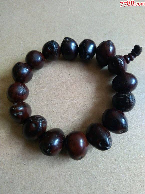 淸代鼠眼普提手串_菩提手串/佛珠_第1张_7788核雕收藏