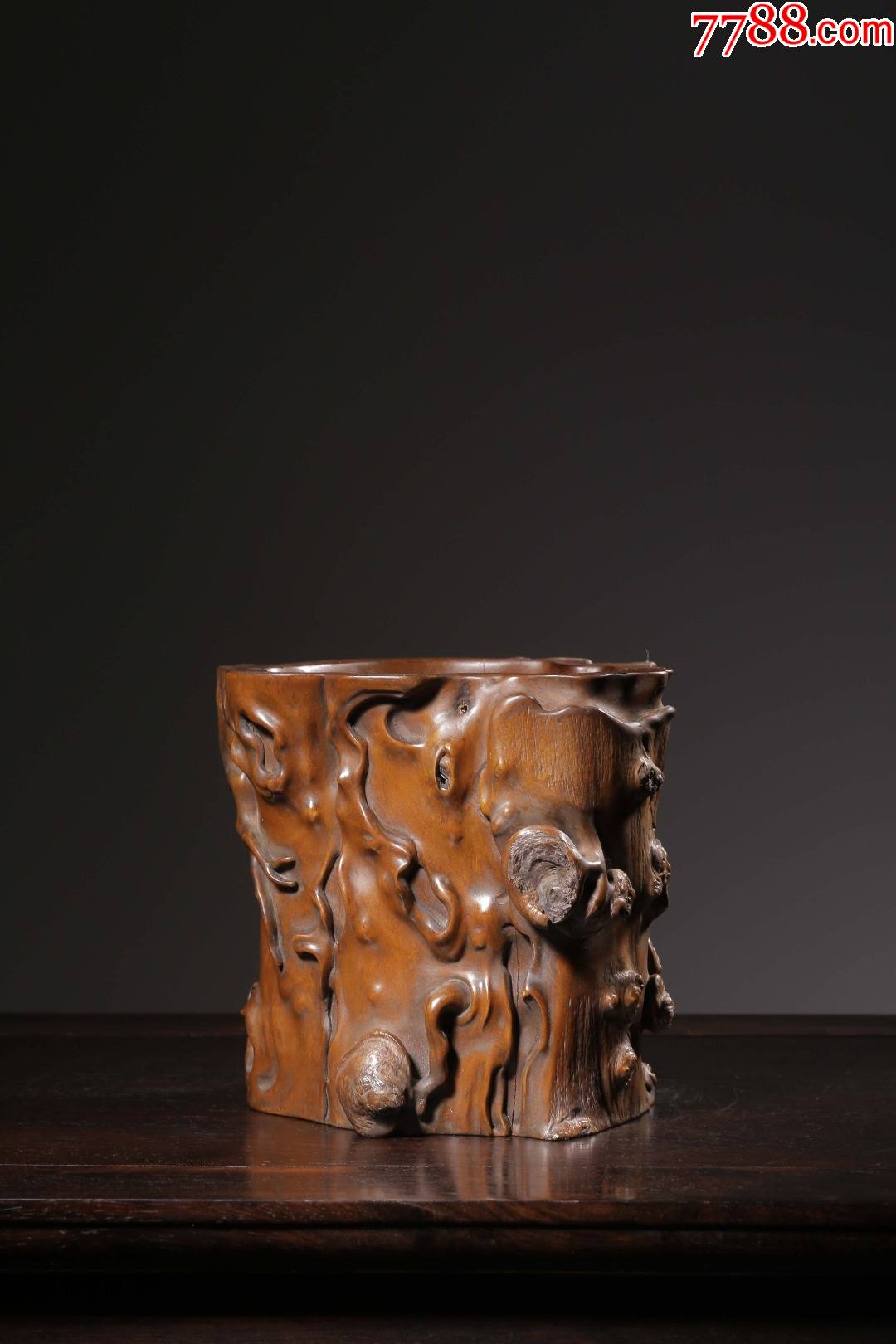 黄杨木瘤疤灵芝纹文房笔筒asy25f