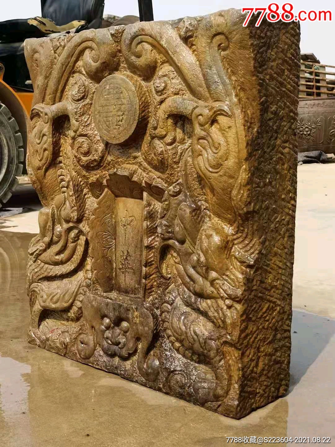 民国青石官家功德碑立体雕二龙戏珠背面高浮雕云彩纹刻字草木生香