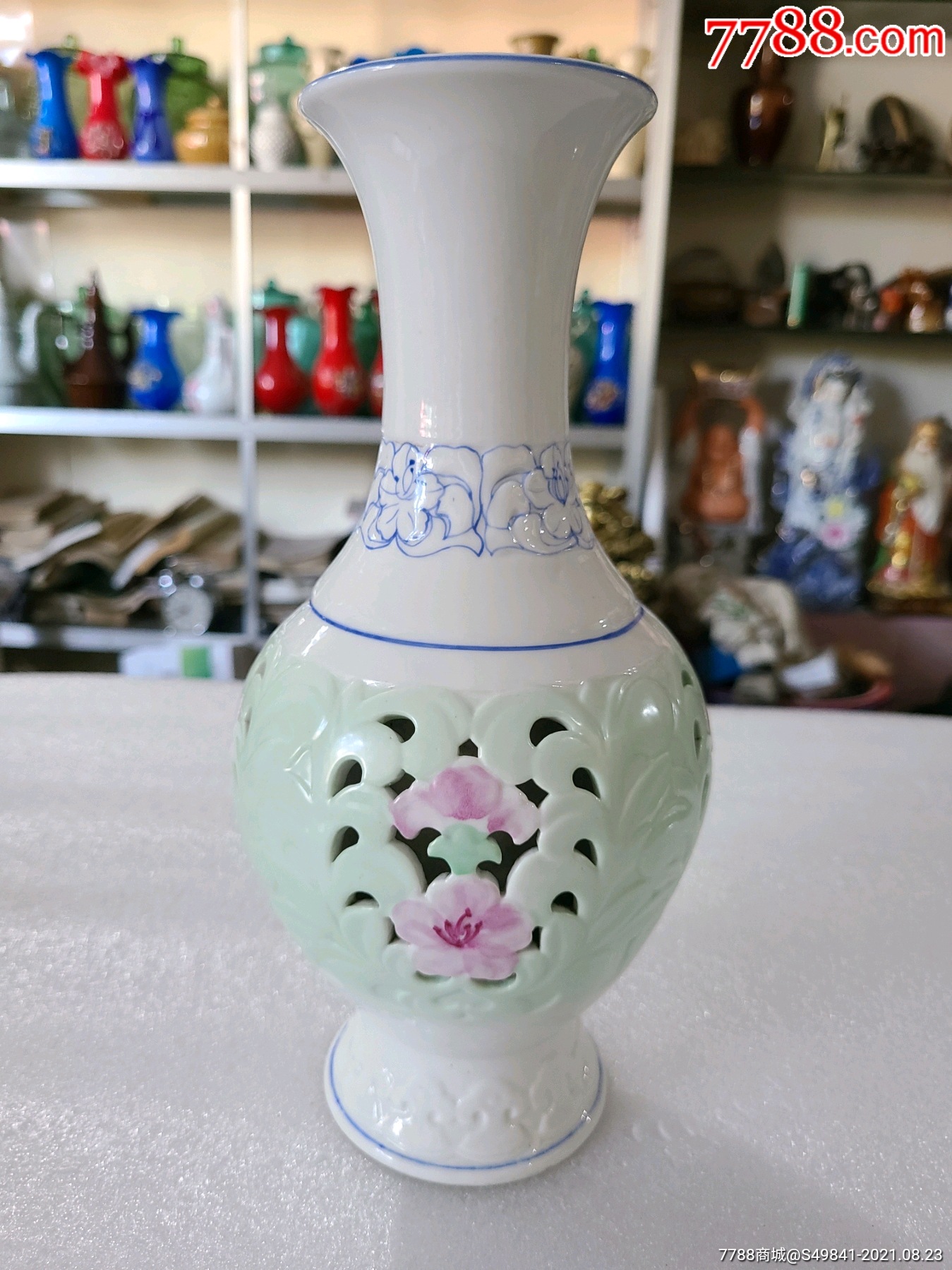 精品50年代朝鲜高丽双层镂空老瓷器花瓶