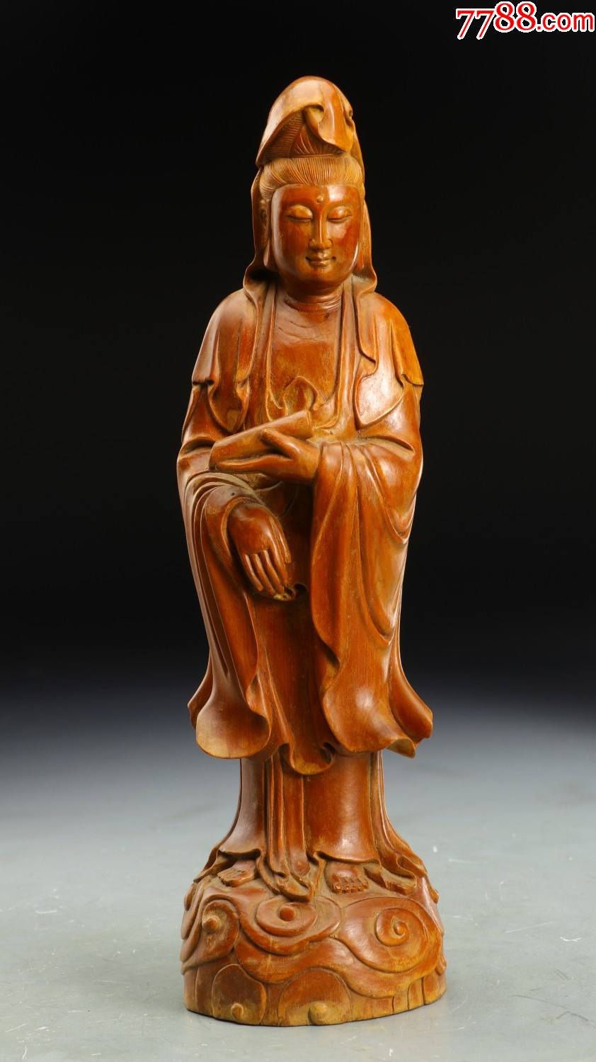 旧藏黄杨木观音立像
