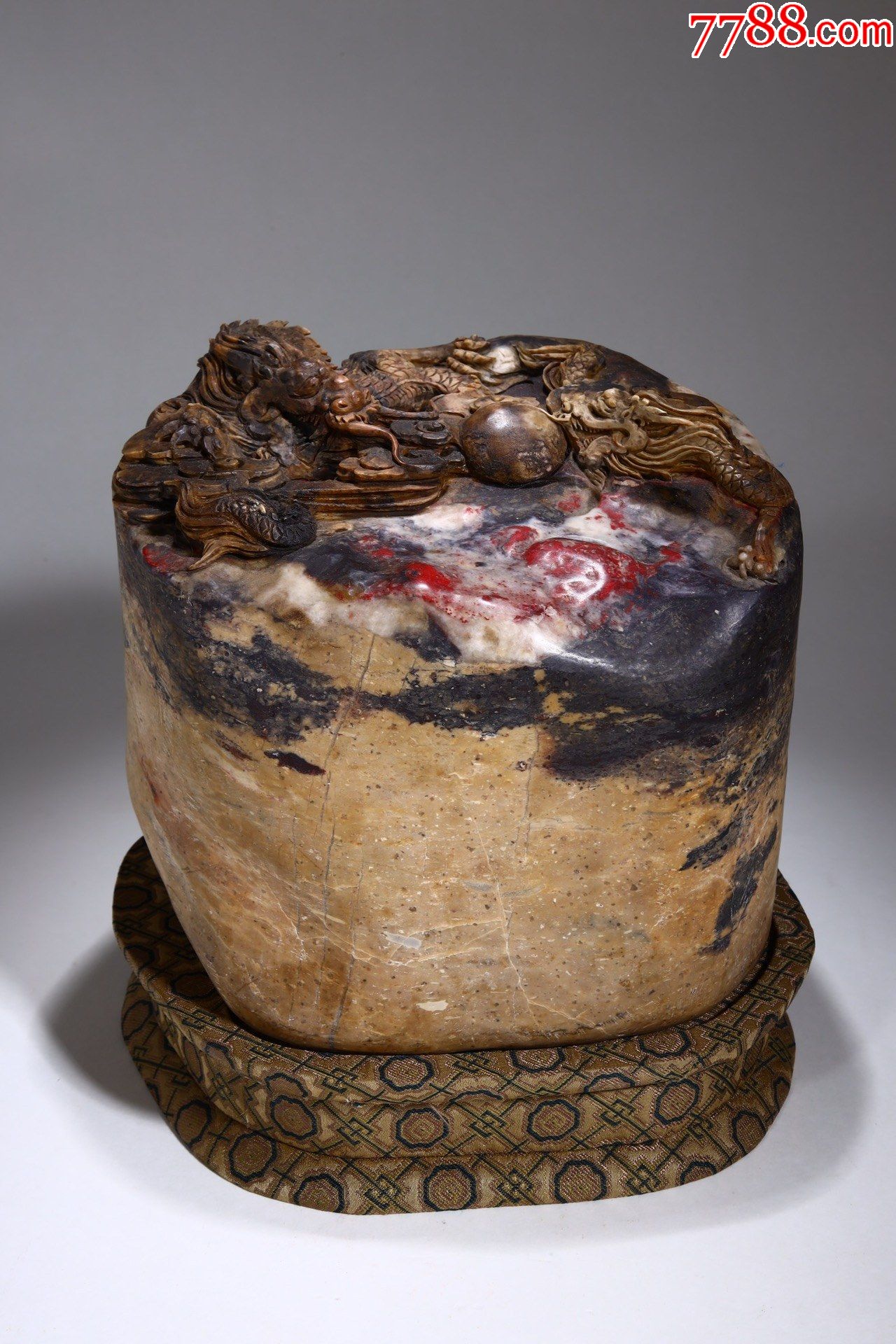 旧藏寿山石二龙戏珠章料