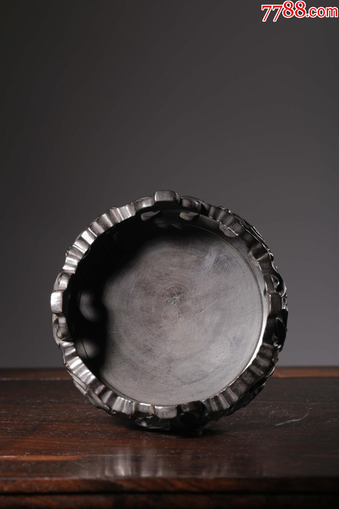 清小叶紫檀雕灵芝纹文房底座