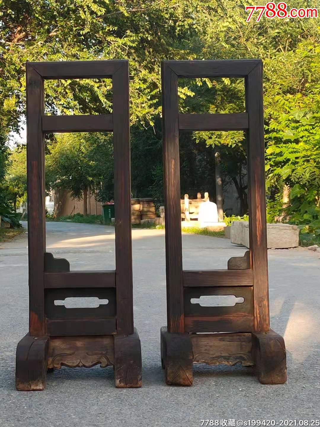 清代楠木灯架一对罕见物件全品包老保真